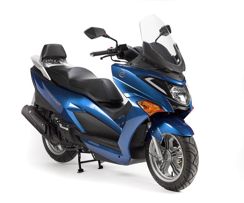 Nuevo Daelim Steezer 125S 1 steezer 125s azul2
