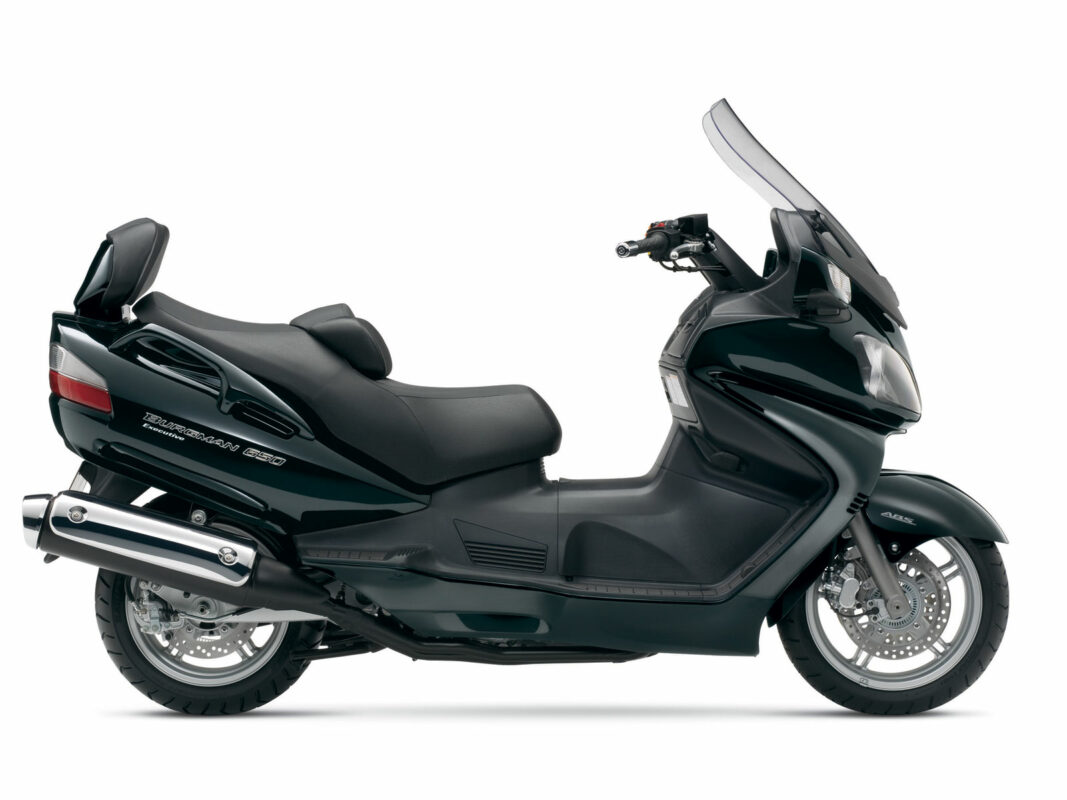 suzukiburgman650executive 1 1