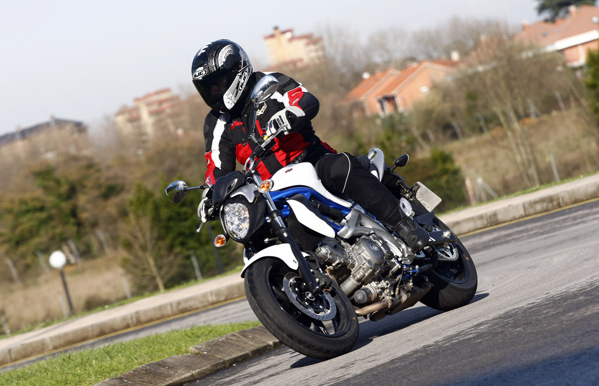 Las 10 motos nuevas con más ofertas 1 suzukigladius