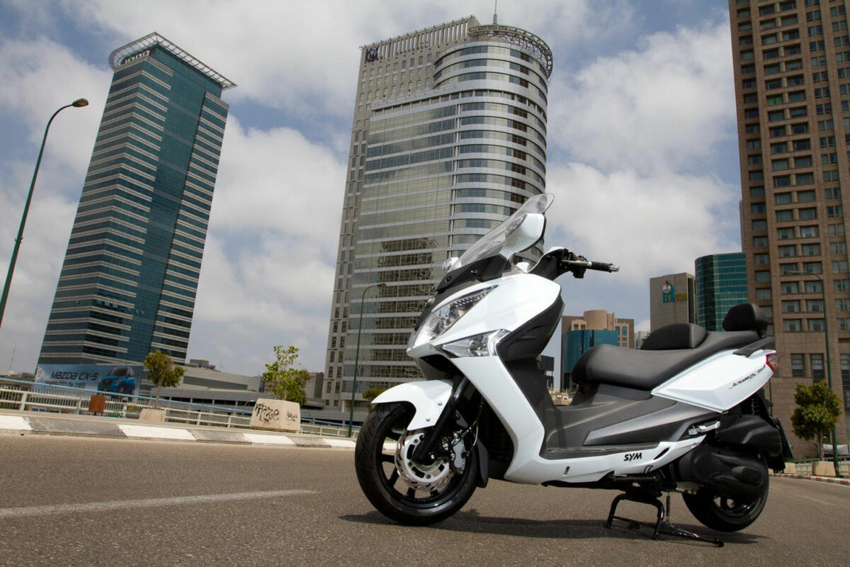SYM empieza el año con descuentos en sus scooters 1 sym joymax1