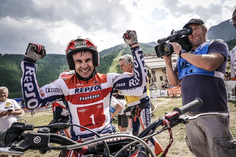 Toni Bou logra su 13º título mundial de trial al aire libre y sigue agrandando su leyenda 1 tonibou13titulos