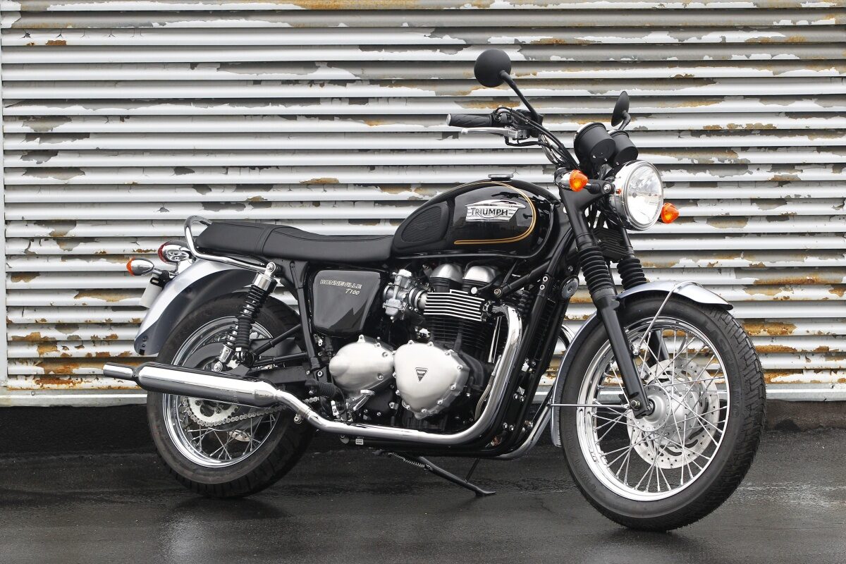 Triumph Bonneville T100 Special Edition 2014 1 triumphbonevillet100se01