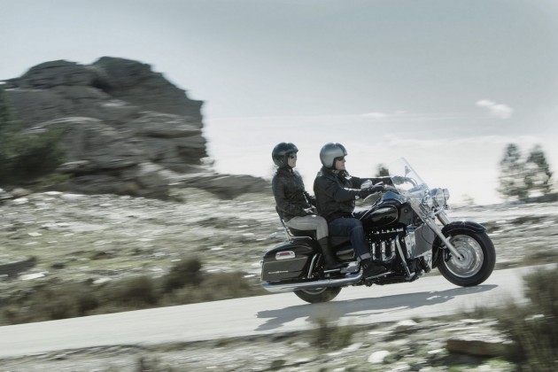 Novedad 2013: Triumph Rocket III Touring 1 triumphrocketiiitouring7 1