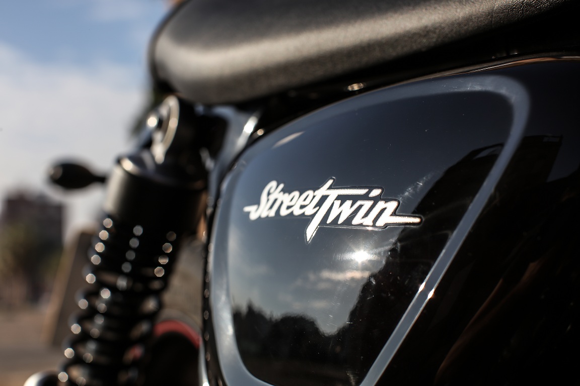 TRIUMPH BONNEVILLE STREET TWIN: cómo es 7 triumphstreettwin2