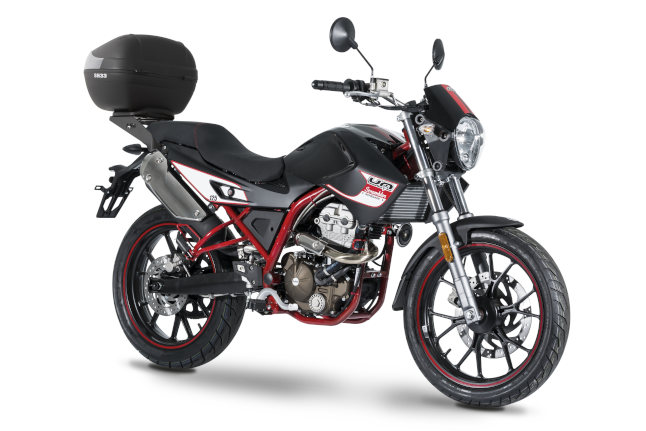 Llévate un baúl de regalo por la compra de un modelo UM 1 umscramblersport urban
