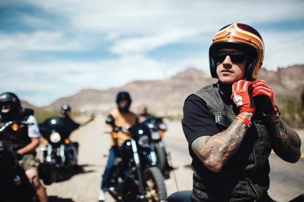 BELL trae a España sus legendarios cascos Custom 500 y Riot jet 1 unnamed 28