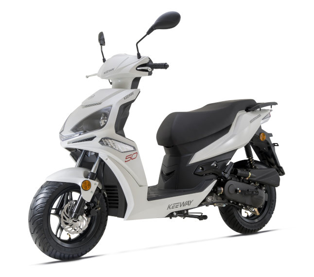 Keeway presenta el Urbanblade, su nuevo scooter de 50cc 1 urbanblade50 1