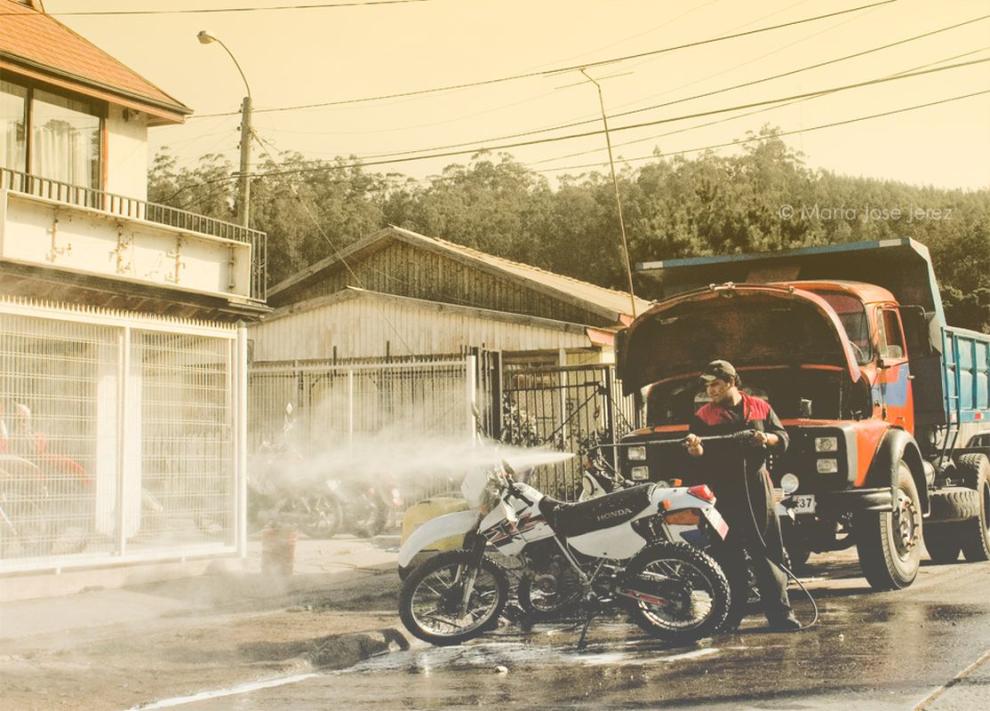 Qué multas te pueden poner aunque no vayas conduciendo tu moto 1 washing
