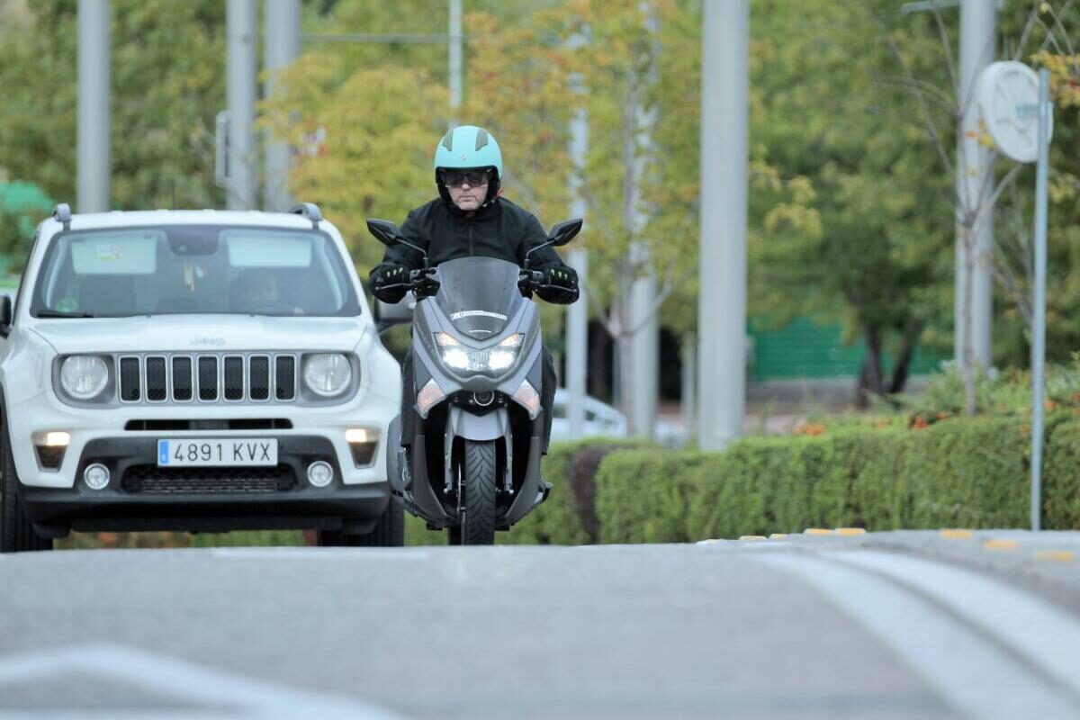 Con tráfico más lento, menos accidentes de moto en ciudad 1 yamaha nmax 10g