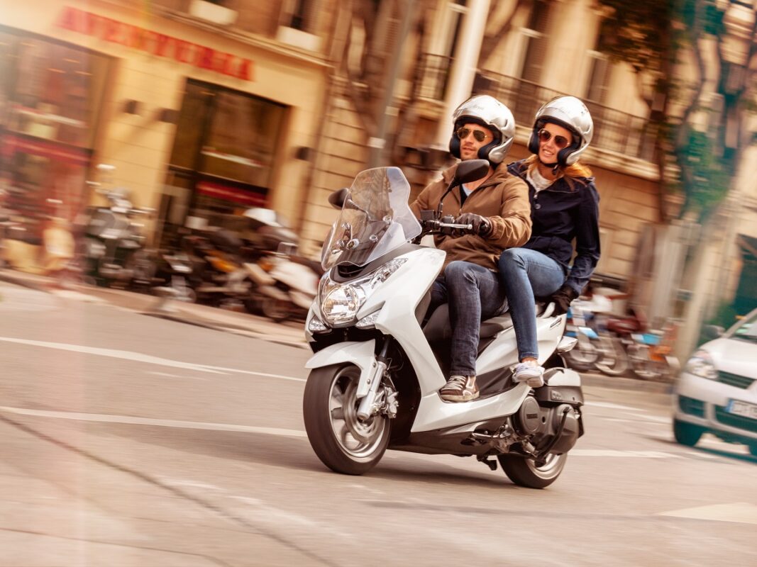 Las motos y scooters en las Fases 0 y 1: así podremos montar 1 yamahamajesty125s