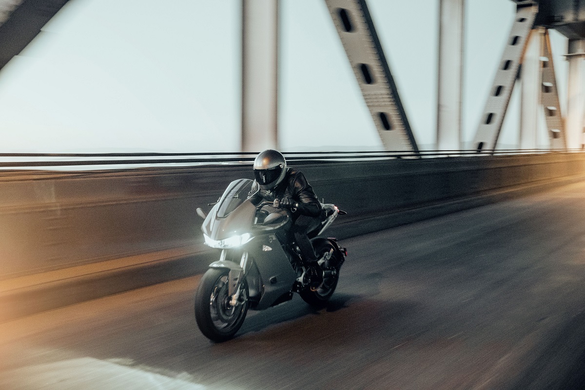 Zero Motorcycles presenta sus motos eléctricas de 2021 5 zerosr s2021