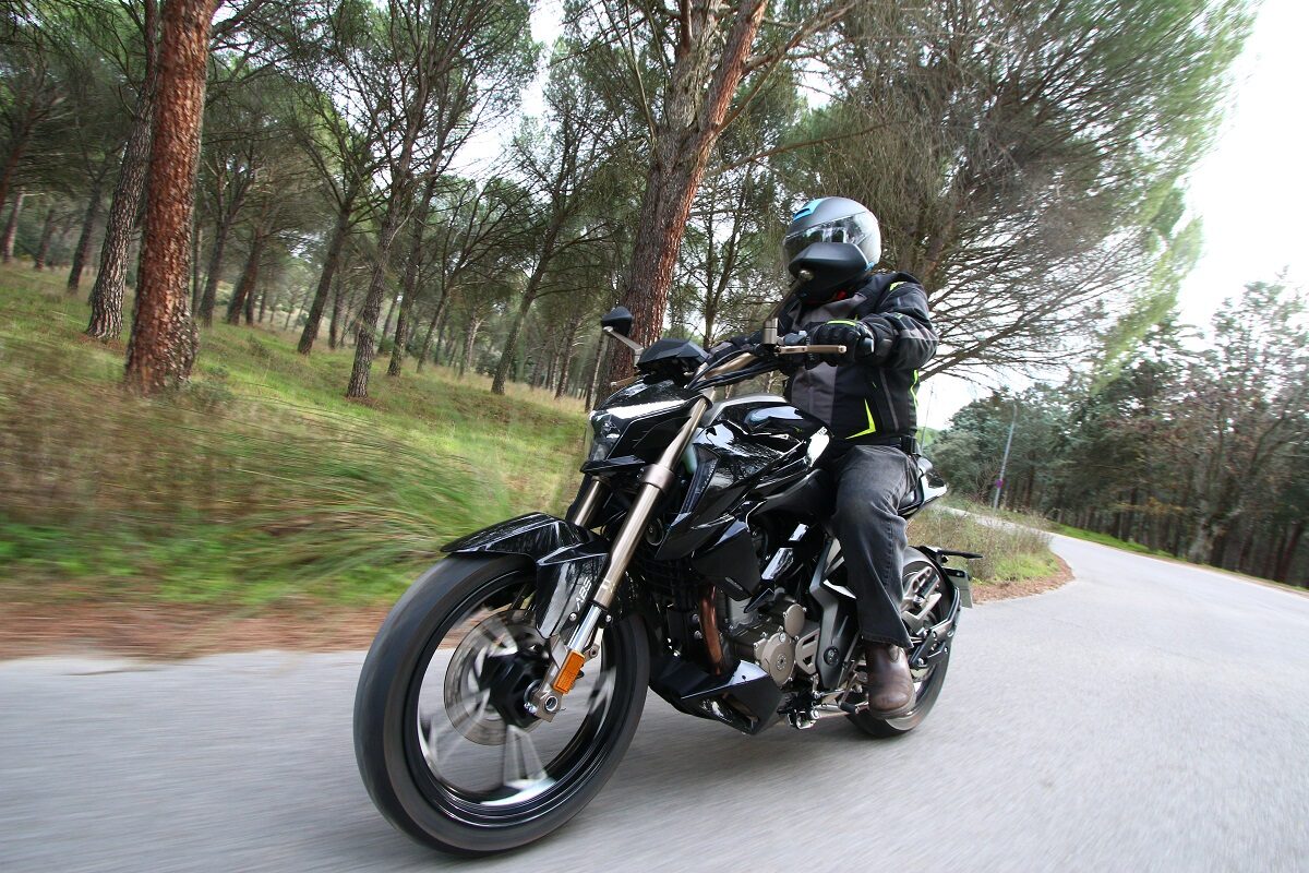 Carnet A2: motos naked por menos de 5.000 euros 1 zontesr310