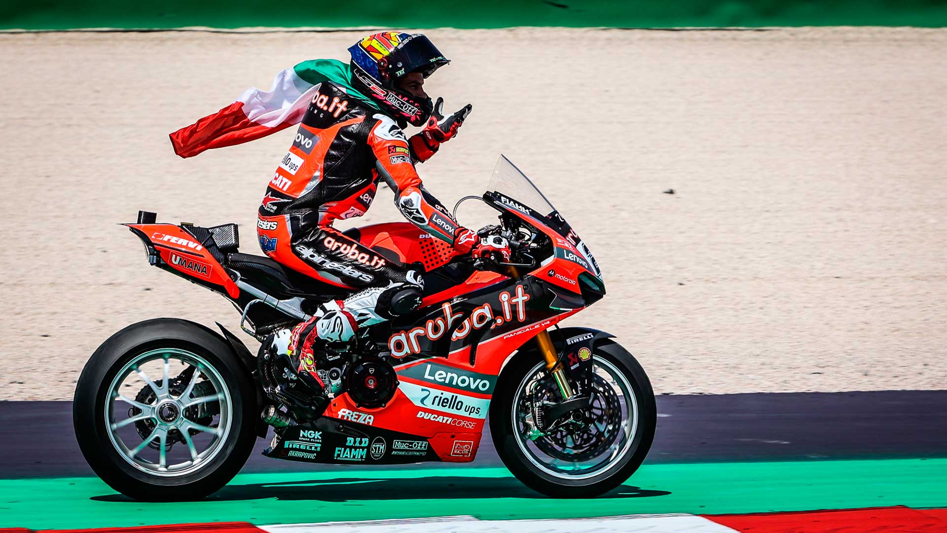 WSBK Misano: Rinaldi arrasa en casa y Razgatlioglu se estrena en 2021 5 rinaldi-misano