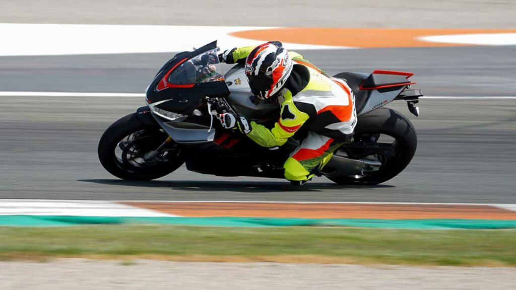 aprilia-rsv4-factory-2021