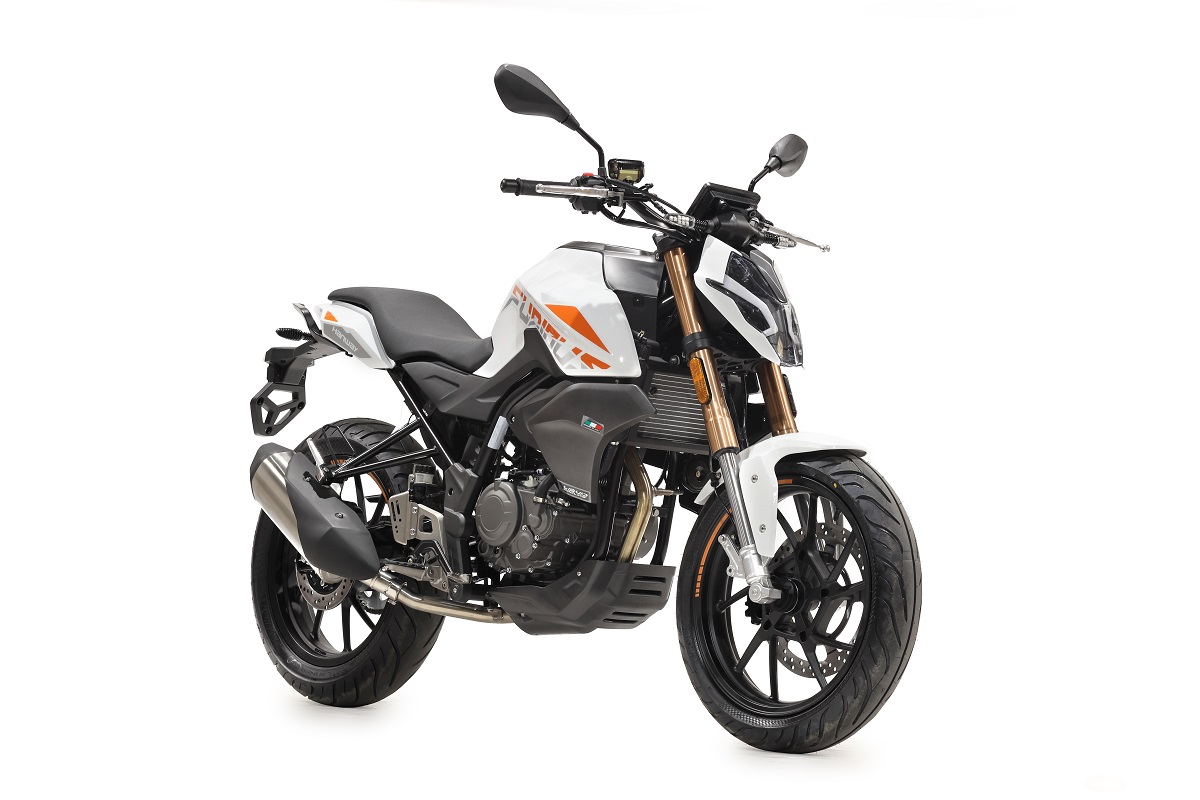 La Hanway Furious NK 125 S es una naked para carnet de coche que rebaja ahora su precio y proporciona el seguro gratis