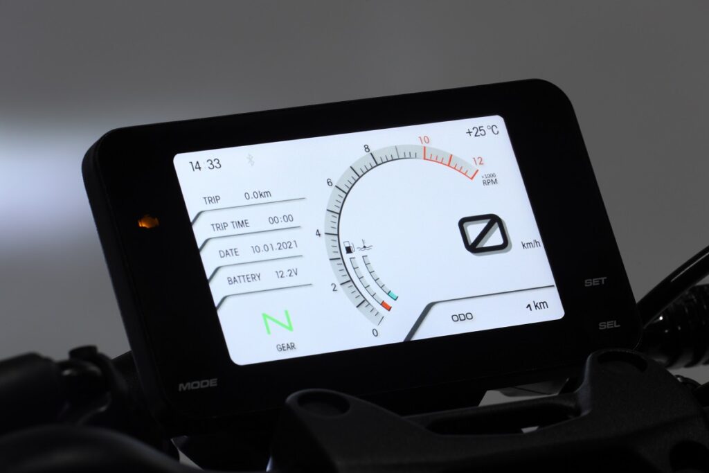 Hanway Furious NK 125 S 2021: conectividad y pantalla TFT 12 Hanway Furious NK125 S