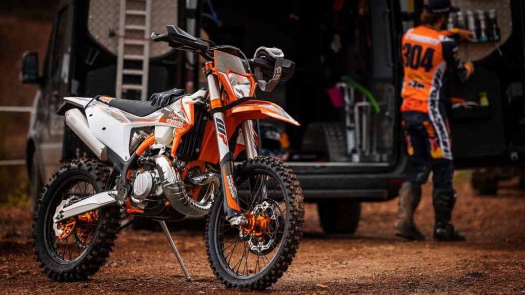 KTM 300 EXC TPI Erzbergrodeo 2022: lista para la acción 11 KTM 300 EXC TPI ERZBERGRODEO 2022 Manuel Lettenbichler1
