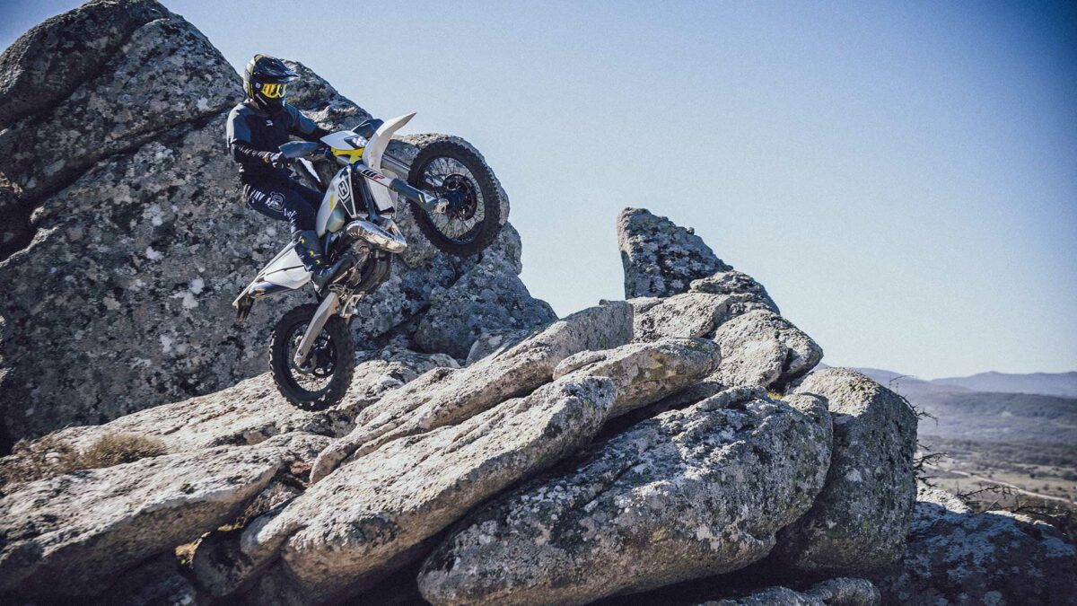 Nueva gama Husqvarna Enduro 2022: preparada para cualquier desafío 1 gama-husqvarna-enduro-2022