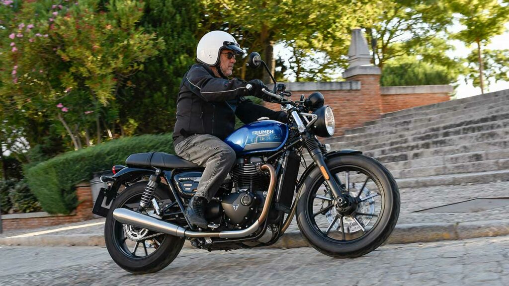 Triumph Street Twin