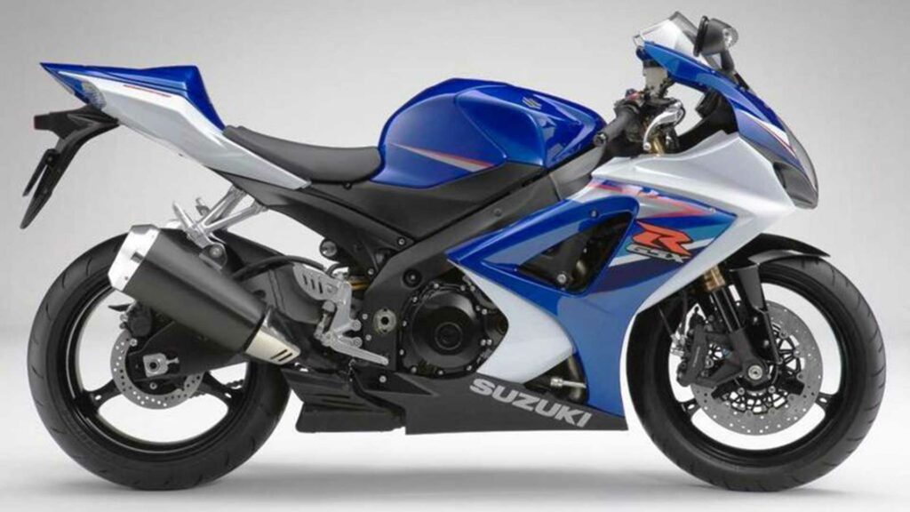 Suzuki celebra el 20 aniversario de una de sus motos más míticas 14 suzuki-gsx-r1000