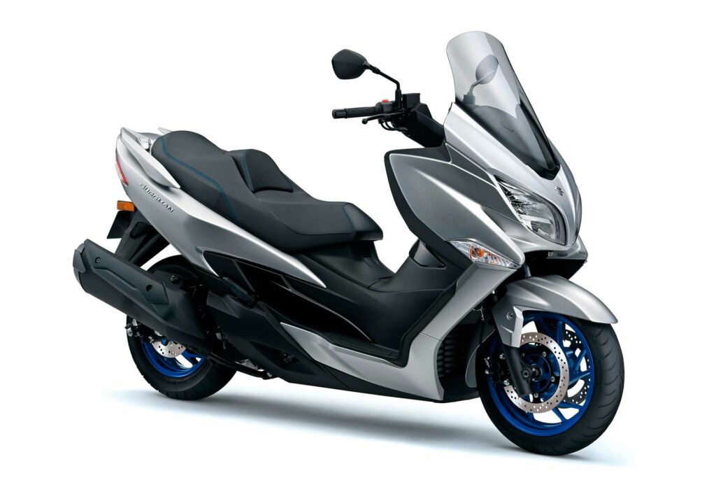 Nuevo Suzuki Burgman 400: nueva imagen y homologación Euro 5 10 suzuki-burgman-400-2021