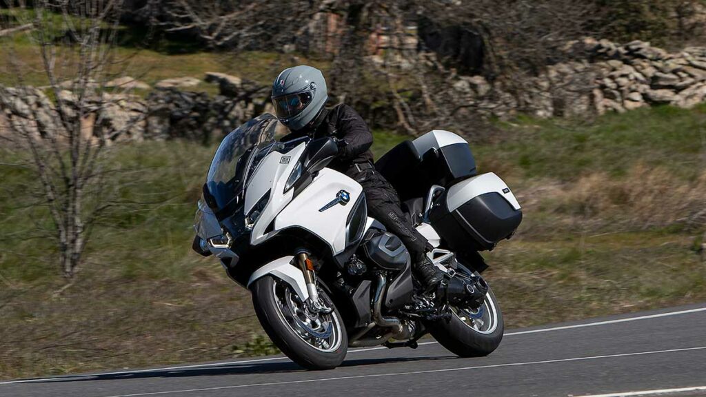 La mejor alternativa a las maxitrail para viajar 9 BMW R 1250 RT