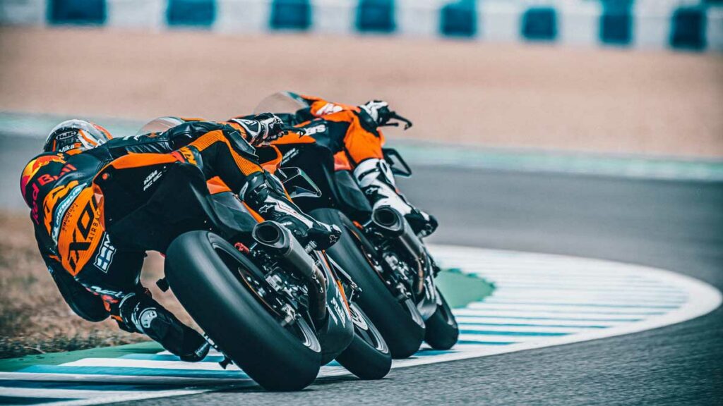 KTM RC 8C: sólo para circuito 12 KTM-RC-8C