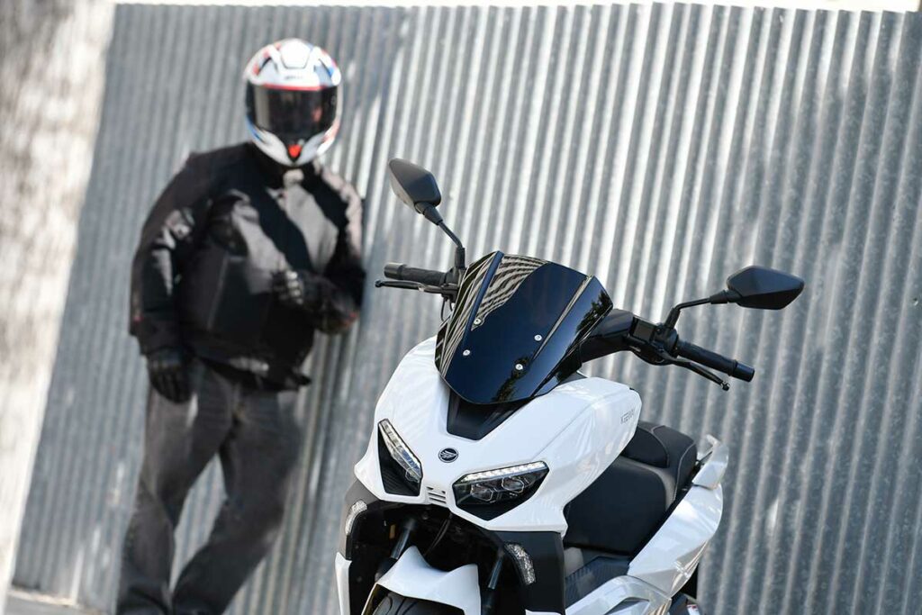 Prueba Keeway Vieste 300: Buena idea 16 Keeway Vieste 300