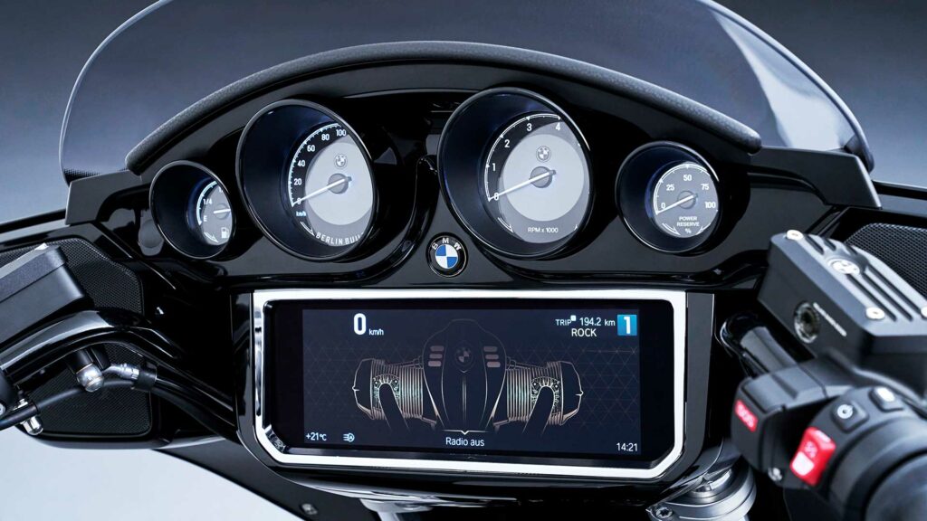 Nuevas BMW R 18 Transcontinental y R 18 B: viajar con estilo y comodidad es posible 13 bmw-r-18-transcontinental-b