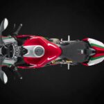 Fotos: Ducati Panigale V2 Bayliss 1st Championship 20th Anniversary 61 Ducati Panigale V2 Bayliss 1st Championship 20th Anniversary