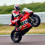 Fotos: Ducati Panigale V2 Bayliss 1st Championship 20th Anniversary 21 Ducati Panigale V2 Bayliss 1st Championship 20th Anniversary