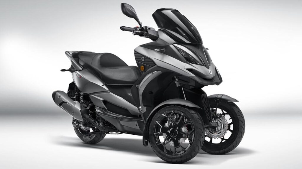Scooter de tres ruedas: los 5 mejores modelos que puedes conducir con el carnet de coche 14 Qooder QV3