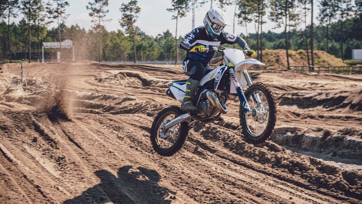 gama-motocross-2022-husqvarna