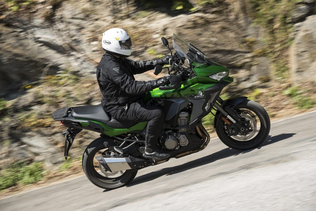 ¿Moto trail o touring? No tienes por qué elegir 20 kawasak versys 1000 se 2021 6 1