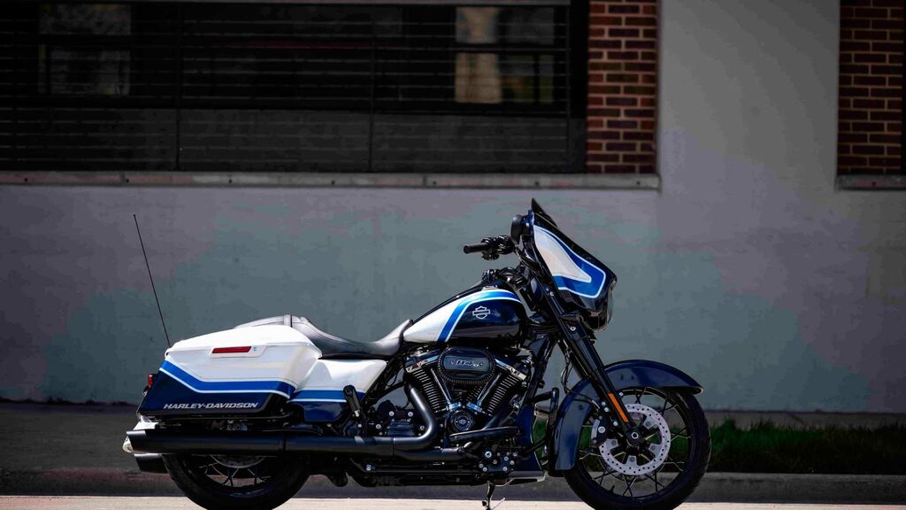 Harley-Davidson Street Glide Special Arctic Blast: hecha a medida 11 harley-davidson-street-glide-special-arctic-blast