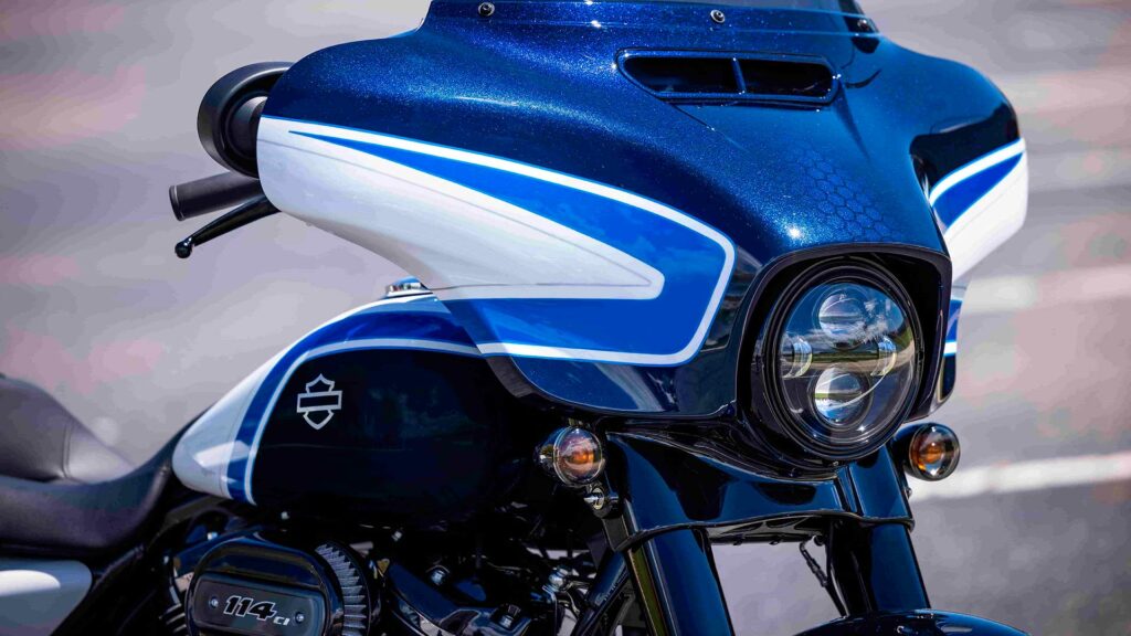 Harley-Davidson Street Glide Special Arctic Blast: hecha a medida 12 harley-davidson-street-glide-special-arctic-blast