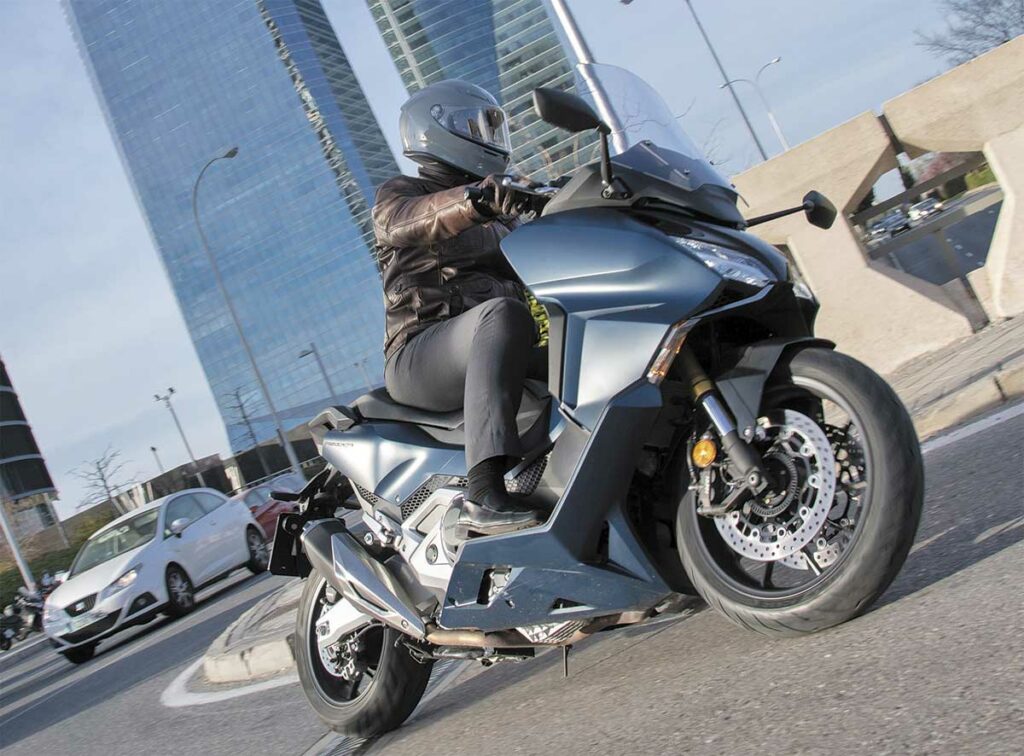 Novedades Honda: Un nivel más arriba 5 Honda Forza 750