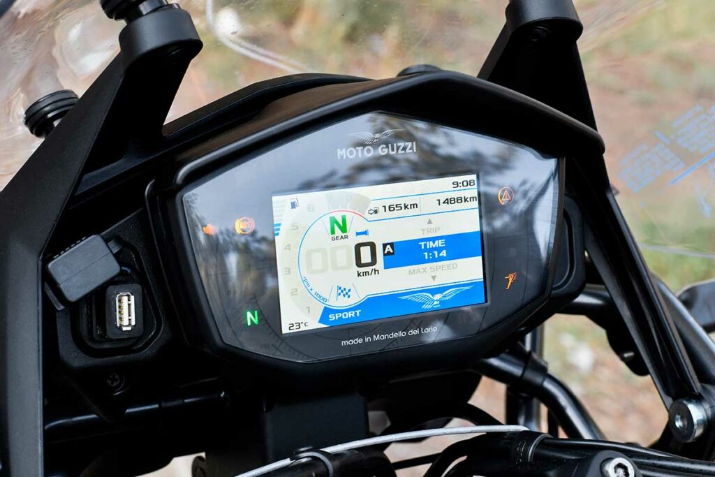 Moto Guzzi V85 TT Travel: una moto trail ideal para viajar 13 Moto Guzzi V85 TT Travel