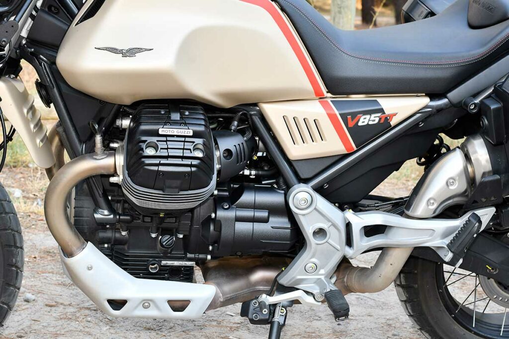 Moto Guzzi V85 TT Travel: una moto trail ideal para viajar 12 Moto Guzzi V85 TT Travel