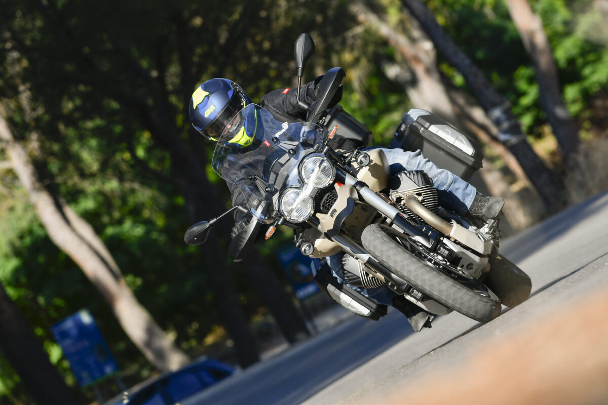 Moto Guzzi V85 TT Travel: una moto trail ideal para viajar