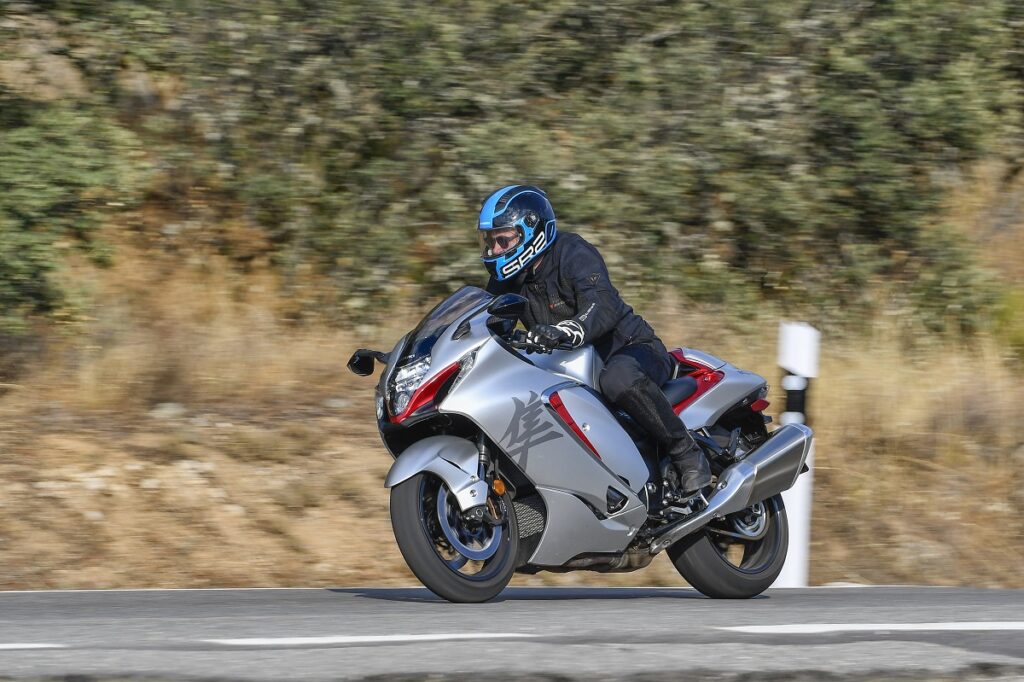 Prueba Suzuki Hayabusa 1300: ¿a cuántos metros buceas? 18 Suzuki Hayabusa 1300 1