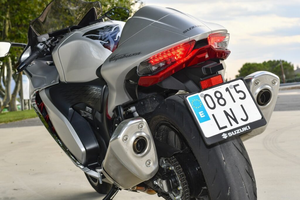 Prueba Suzuki Hayabusa 1300: ¿a cuántos metros buceas? 13 Suzuki Hayabusa 1300 6