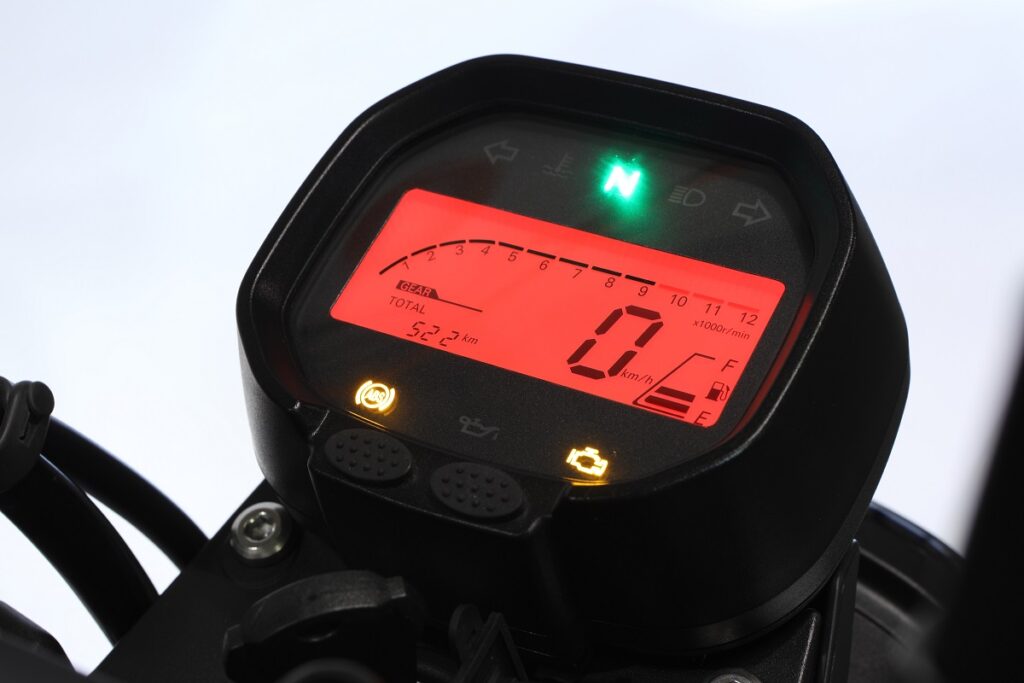 Voge 300 ACX: scrambler para mayorías 12 Voge 300 ACX 3