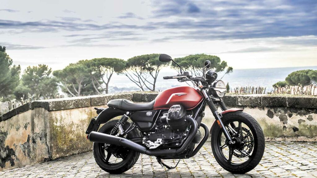 Moto Guzzi V7 Stone