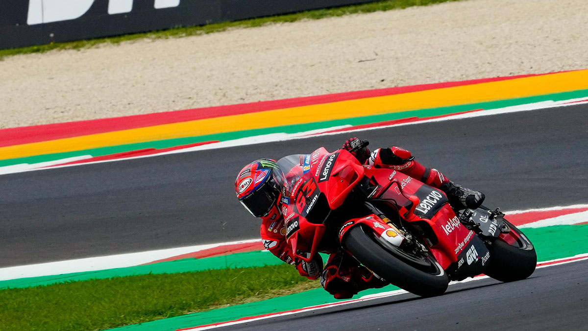 MotoGP San Marino: Bagnaia resiste el asedio de Quartararo y gana por segunda vez consecutiva 7 carrera-motogp-misano-2021