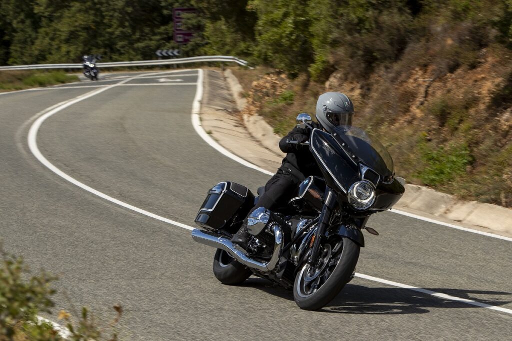 Prueba BMW R18 B y Transcontinental: ¿quieres ser estrella de "road movie"? 16 BMW R18 B Transcontinental 5