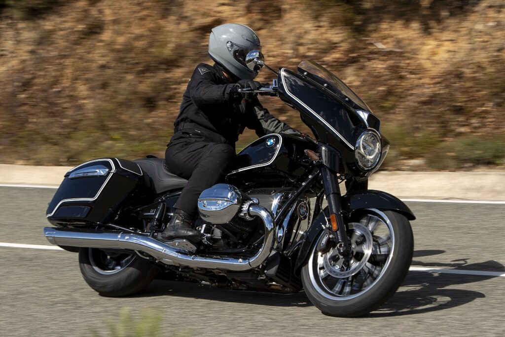 Prueba BMW R18 B y Transcontinental: ¿quieres ser estrella de "road movie"? 20 BMW R18 B Transcontinental 6