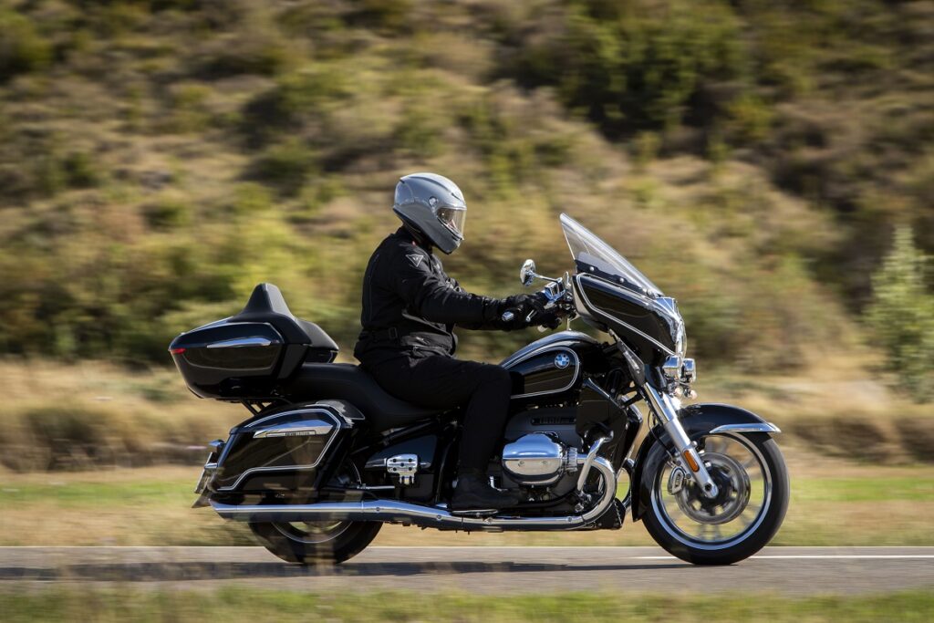 Prueba BMW R18 B y Transcontinental: ¿quieres ser estrella de "road movie"? 18 BMW R18 B Transcontinental 7