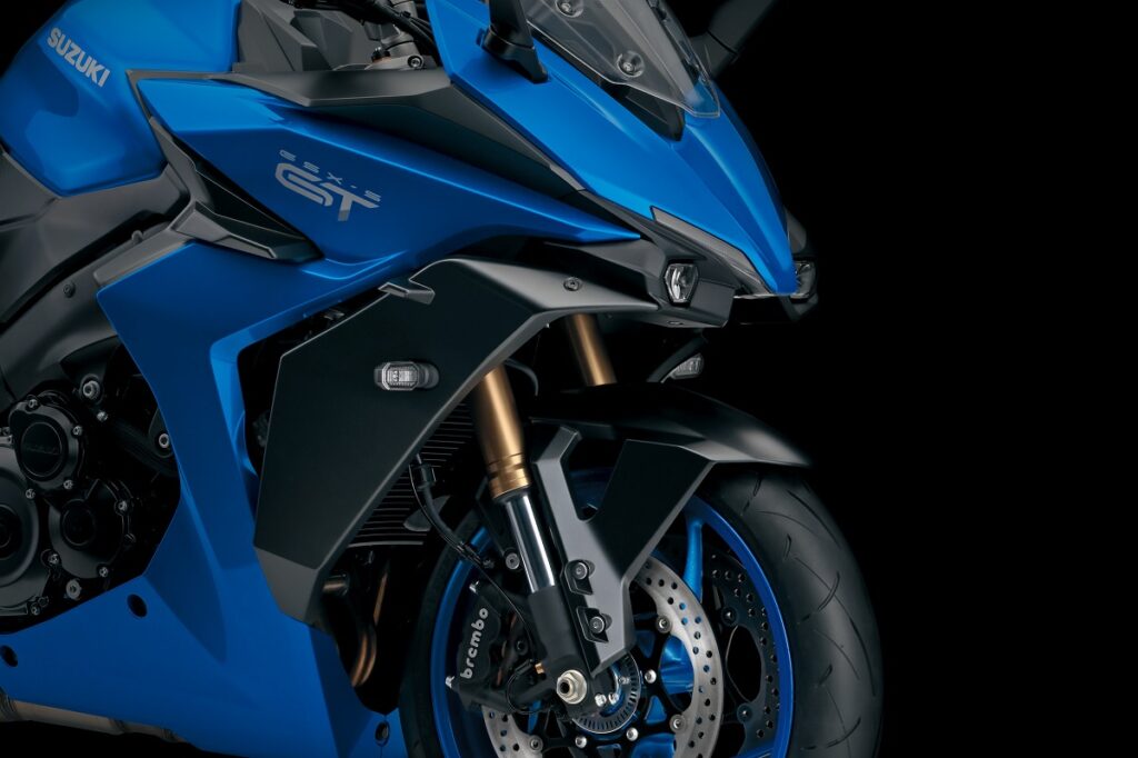 Suzuki GSX-S 1000 GT: ¿nos vamos de ruta? 12 Suzuki GSX S1000GT 5