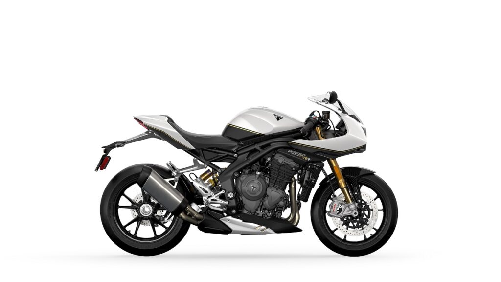 Triumph Speed Triple 1200 RR 1